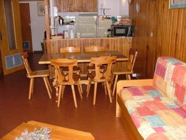 LES SEILLES - Châtel