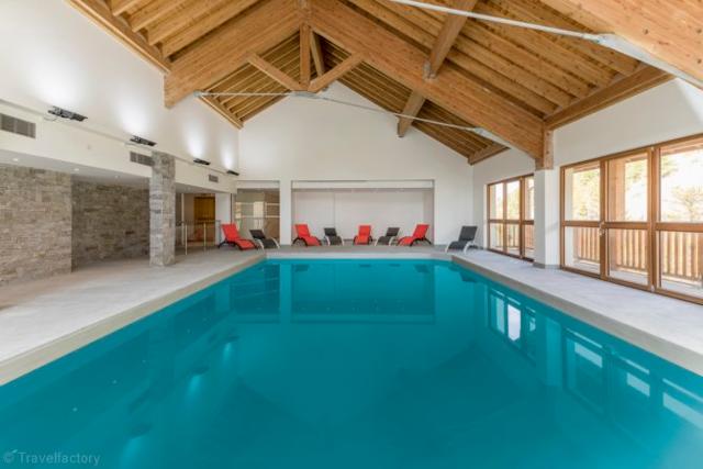 Résidence ~ Les Chalets des Rennes 4* - Vars