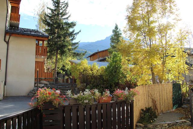 Appartements Saint Genix - Val Cenis Lanslevillard