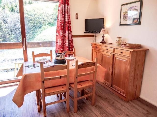 residence 4 personnes Confort FR7370.800.81 - Le Corbier