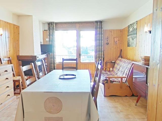 Appartement Vardase CH410-1D