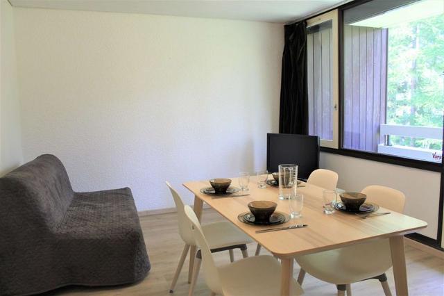 Appartement Forest VRS530-0301