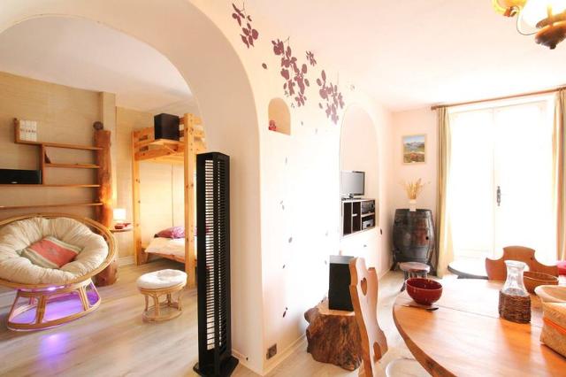 Appartement Appt 18 Rue Mercerie BRI900-0018