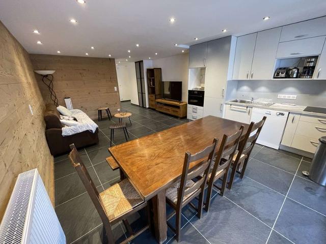 Appartement Centre Vars VRS330-0019