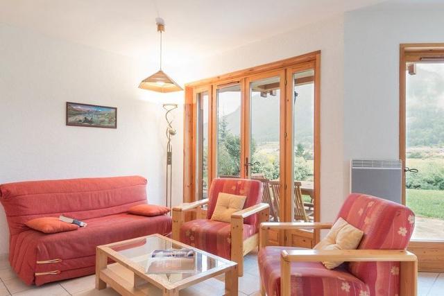 Appt Dans Maison LMO070-0239