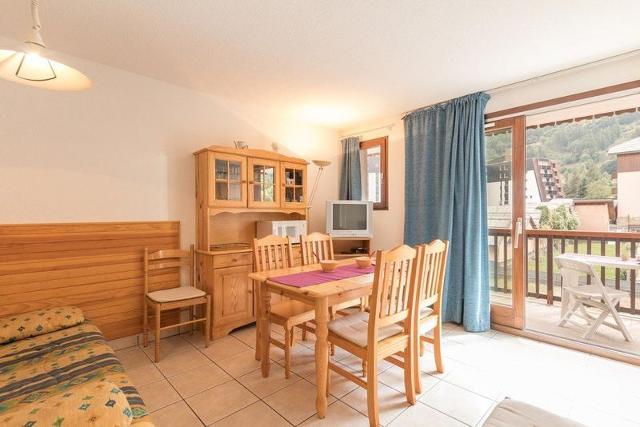 Appartement Hameau Du Bez LSA240-E112