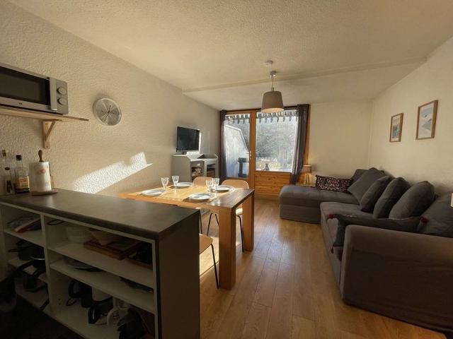 Appartement Bois Des Coqs CHA320-1010