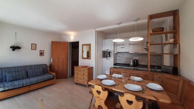 Appartement Bardeaux MTG203-210