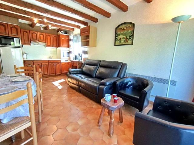 APPARTEMENT 8 PERSONNES 8 couchages ST LARY SOULAN