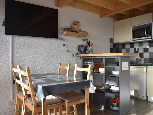 2 PIECES CABINE - TATHOS