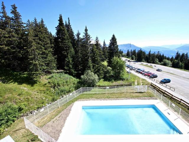 Studio cabine 4 personnes centre station et pied des pistes