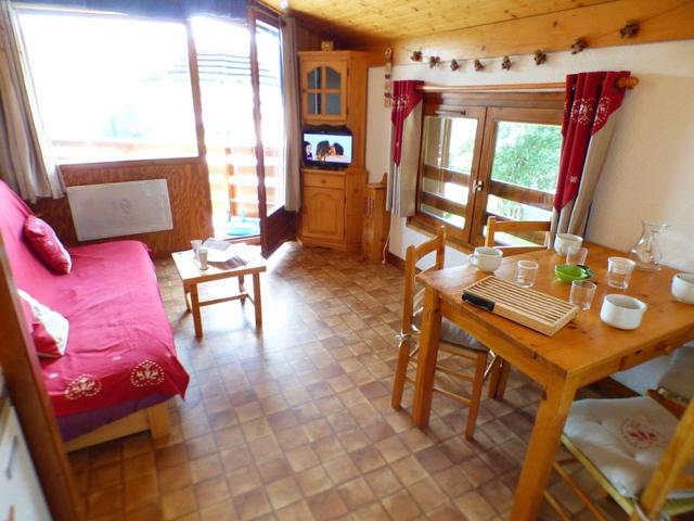 Studio + sous pente 21 m², orienté SUD OUEST, classé 2**