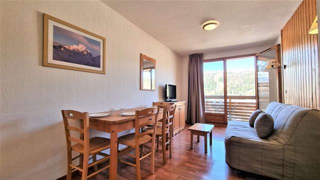 Appartement Hameau Du Puy DEV300-00207