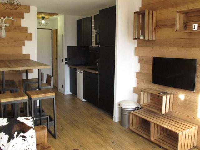 Très bel appartement rénové style montagne contemporain