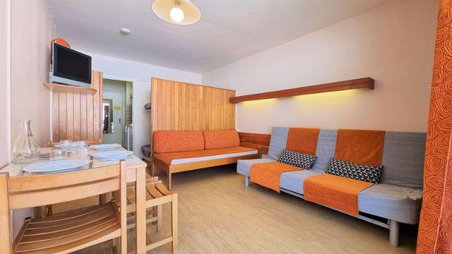 Appartement Bois D'aurouze Bure DEV100-10304