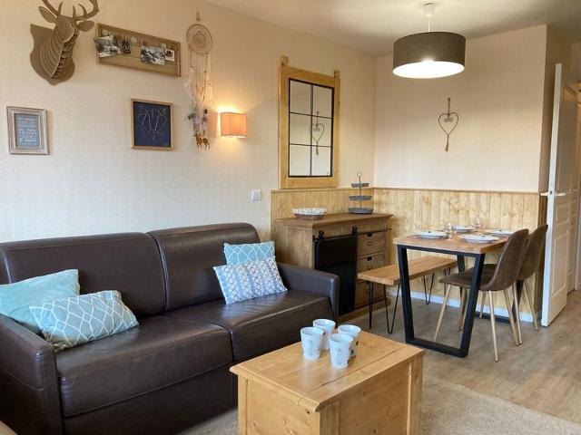 Bel appartement aux pieds des pistes, quartier Falaise
