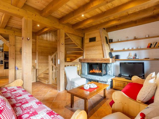 1/2 chalet proche La Balme (FERB02)