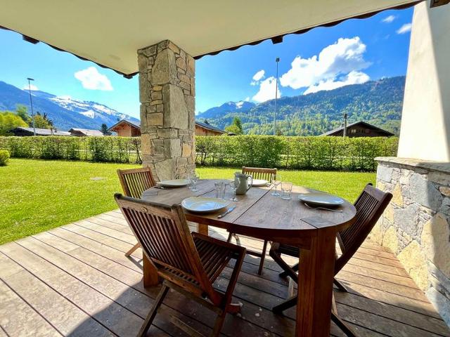 Appartement avec une grande terrasse dans une résidence récente