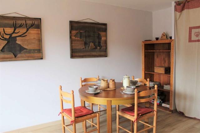 Appartement Centre Vars VRS330-0040