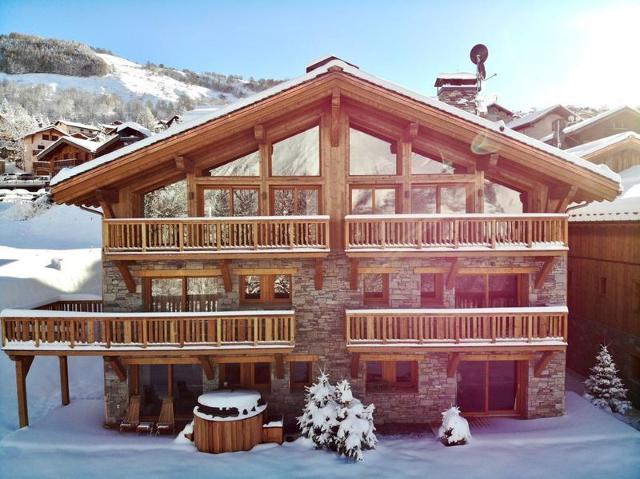 LES CHALETS DU CHEVAL NOIR