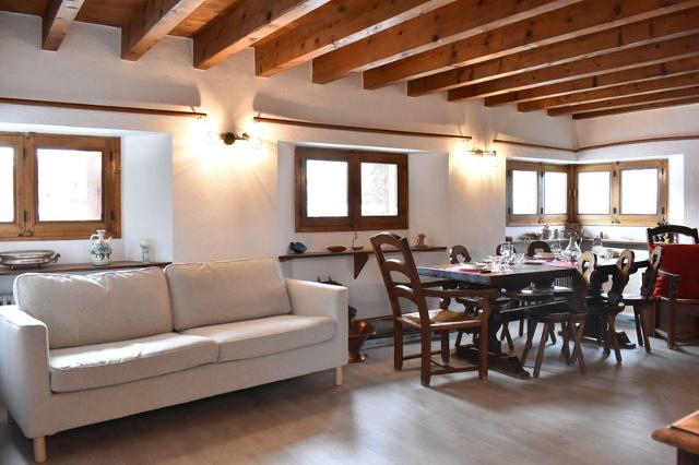 Chalet Roc De La Lune MRB000-LUNE