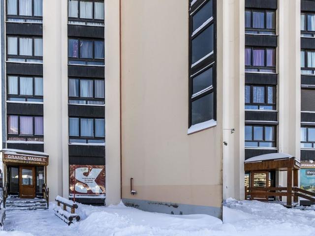Flat 808 Grande Masse