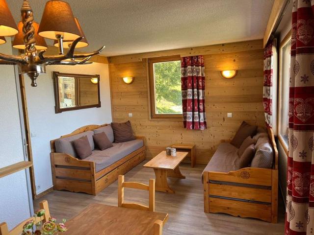 Appartement Souche SOUC09ENS