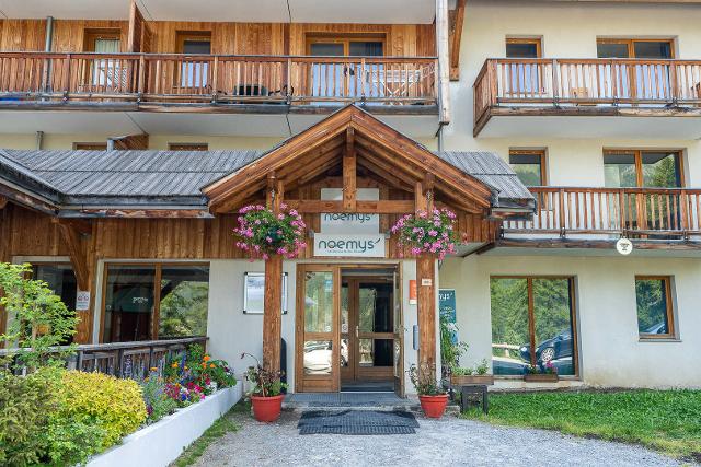 LES CHALETS DE BOIS MÉAN - A