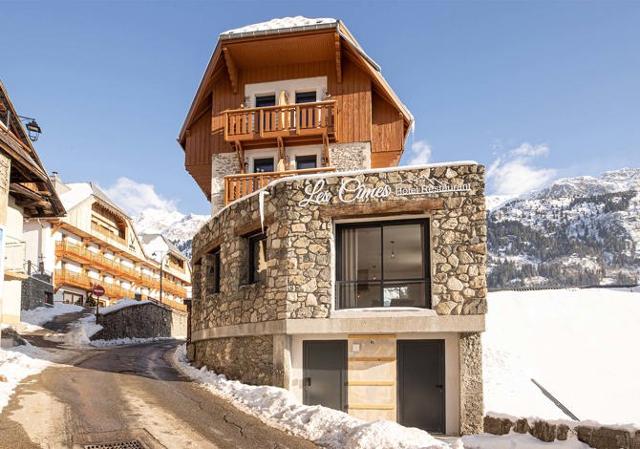 Hotel Madame Vacances Les Cimes 3*