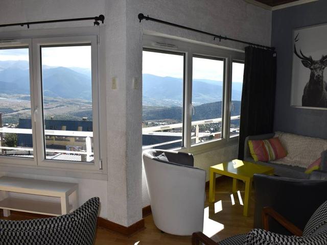 Appartement Font-Romeu-Odeillo-Via, 4 pièces, 7 personnes