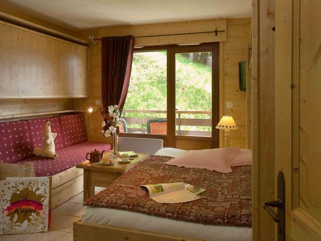 Studio Montagnard Chaleureux avec Accès Bien-être, Proche Pistes et Navette Gratuite FR-1-467-29