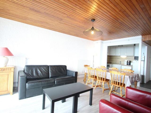 Appartement 3 pièces agréable et spacieux pour 8 personnes au pied des pistes avec vue panoramique v