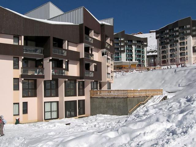 Flat Soldanelles 413 B